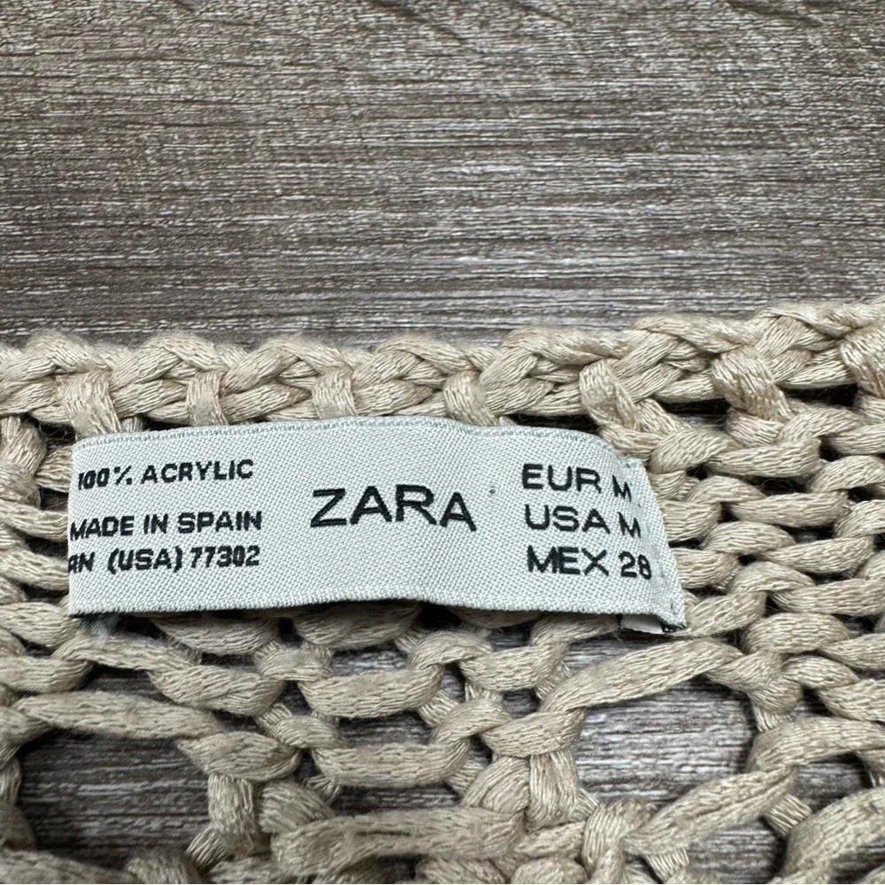 Zara Knit Beige Sweater Size Medium